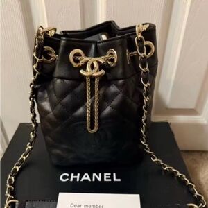 VIP/GWP Novelty bucket bag
